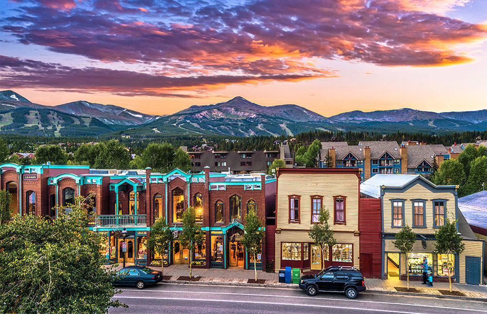 Airport Transportation To Breckenridge & 25 Best Things To Do In Breck